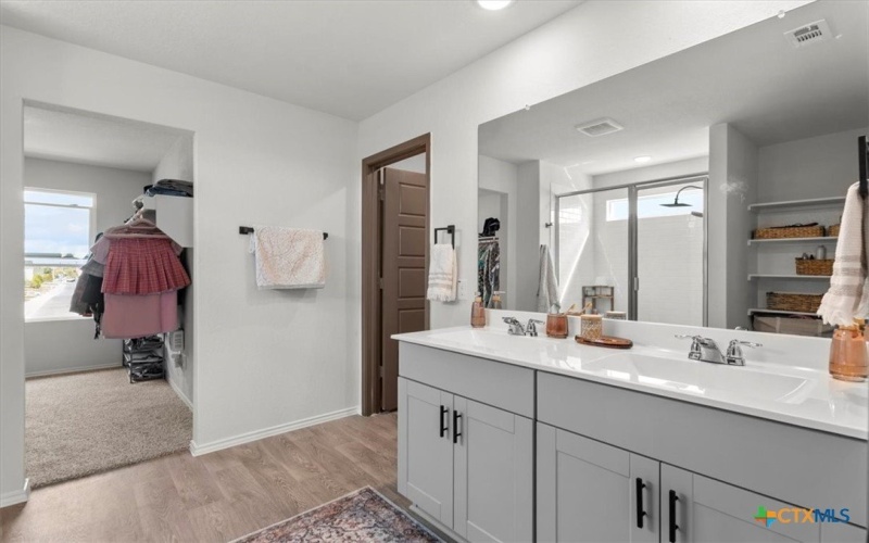 410 Kayden Point, New Braunfels, TX 78130, 4 Habitaciones Habitaciones , ,2 BañosBaños,Residential,En Venta,410 Kayden Point,0,596448