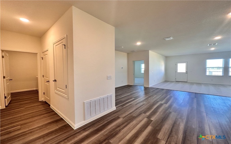 124 Parrigin Cove, San Marcos, TX 78666, 3 Bedrooms Bedrooms, ,2 BathroomsBathrooms,Residential,For Sale,124 Parrigin Cove,0,597055