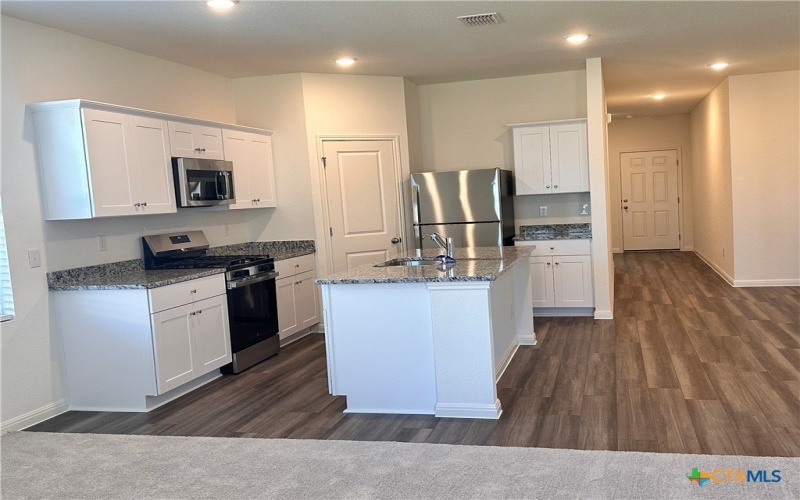 124 Parrigin Cove, San Marcos, TX 78666, 3 Bedrooms Bedrooms, ,2 BathroomsBathrooms,Residential,For Sale,124 Parrigin Cove,0,597055