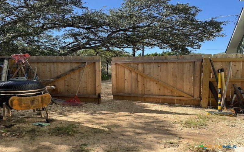 382 Susie Drive, Canyon Lake, TX 78133, 3 Bedrooms Bedrooms, ,2 BathroomsBathrooms,Residential,For Sale,382 Susie Drive,0,597140