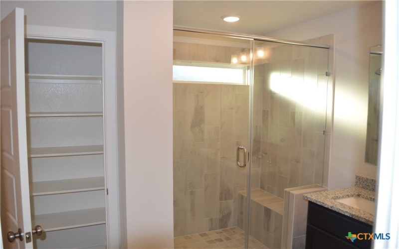 1911 Meridian Loop, Temple, TX 76504, 4 Habitaciones Habitaciones , ,2 BañosBaños,Residential,En Venta,1911 Meridian Loop,0,597241