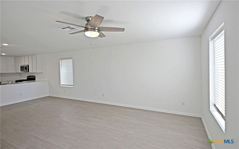 11822 Bluebell Ridge, Converse, TX 78109, 3 Bedrooms Bedrooms, ,2 BathroomsBathrooms,Residential,For Sale,11822 Bluebell Ridge,0,597552