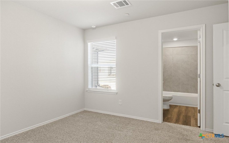 12811 Village Spun Plaza, Buda, TX 78610, 3 Habitaciones Habitaciones , ,2 BañosBaños,Residential,En Venta,12811 Village Spun Plaza,0,597584