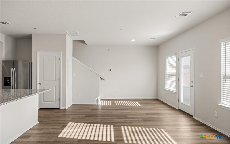 12811 Village Spun Plaza, Buda, TX 78610, 3 Habitaciones Habitaciones , ,2 BañosBaños,Residential,En Venta,12811 Village Spun Plaza,0,597584