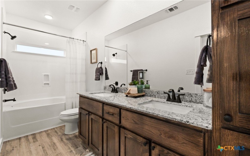 3602 Canvasback Road unit: A #A, Killeen, TX 76542, 3 Bedrooms Bedrooms, ,2 BathroomsBathrooms,Residential Multi Family,For Sale,3602 Canvasback Road unit: A,0,597826