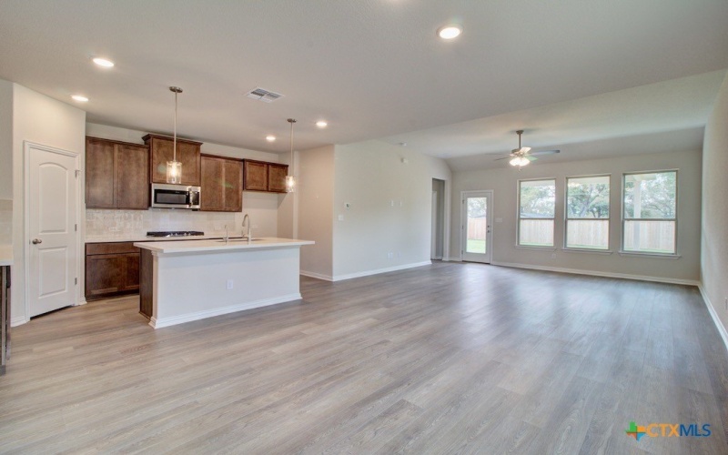 832 Little Pebble, New Braunfels, TX 78130, 4 Habitaciones Habitaciones , ,3 BañosBaños,Residential,En Venta,832 Little Pebble,0,597878