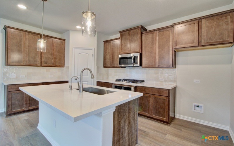 832 Little Pebble, New Braunfels, TX 78130, 4 Habitaciones Habitaciones , ,3 BañosBaños,Residential,En Venta,832 Little Pebble,0,597878