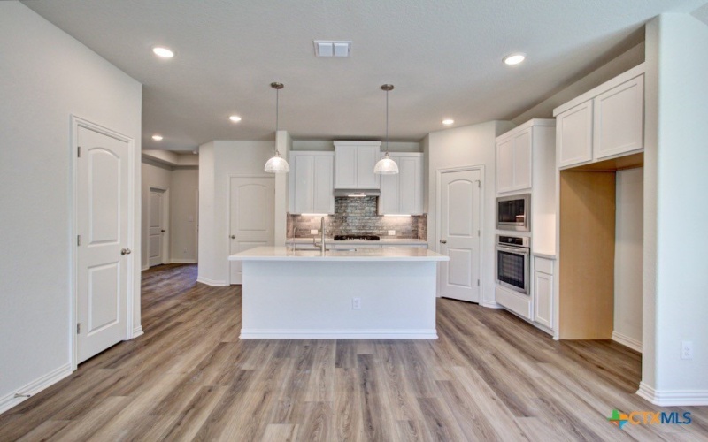 943 Creek Bed Drive, New Braunfels, TX 78130, 3 Bedrooms Bedrooms, ,2 BathroomsBathrooms,Residential,For Sale,943 Creek Bed Drive,0,597883