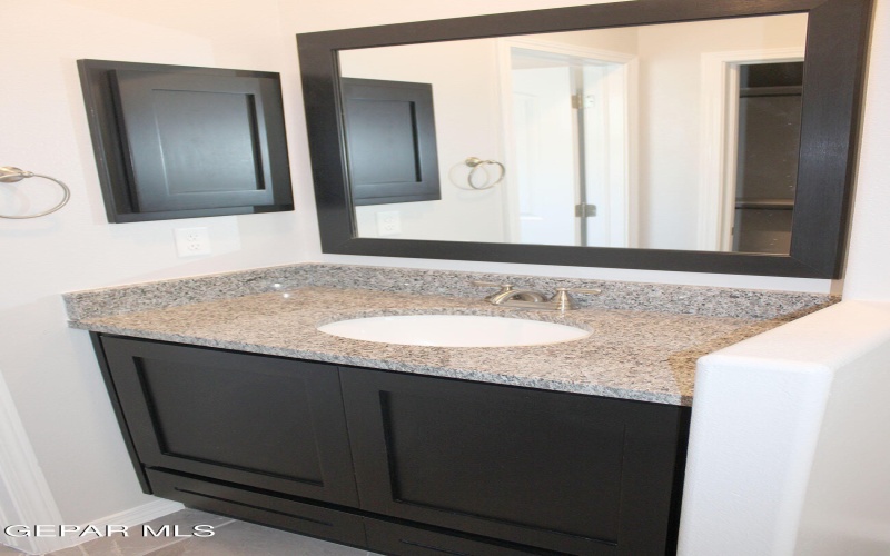 4789 CPT Isaac Camacho unit: B #B, El Paso, TX 79938, 3 Bedrooms Bedrooms, ,2 BathroomsBathrooms,Residential Multi Family,For Sale,4789 CPT Isaac Camacho unit: B,0,933669