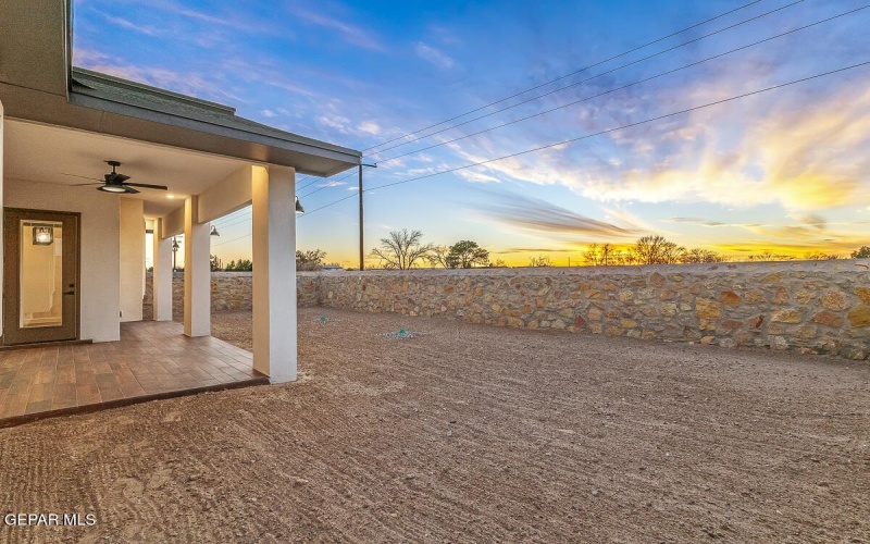 5953 RUIDOSO DOWNS Street, El Paso, TX 79932, 4 Habitaciones Habitaciones , ,2 BañosBaños,Residential,En Venta,5953 RUIDOSO DOWNS Street,0,933670