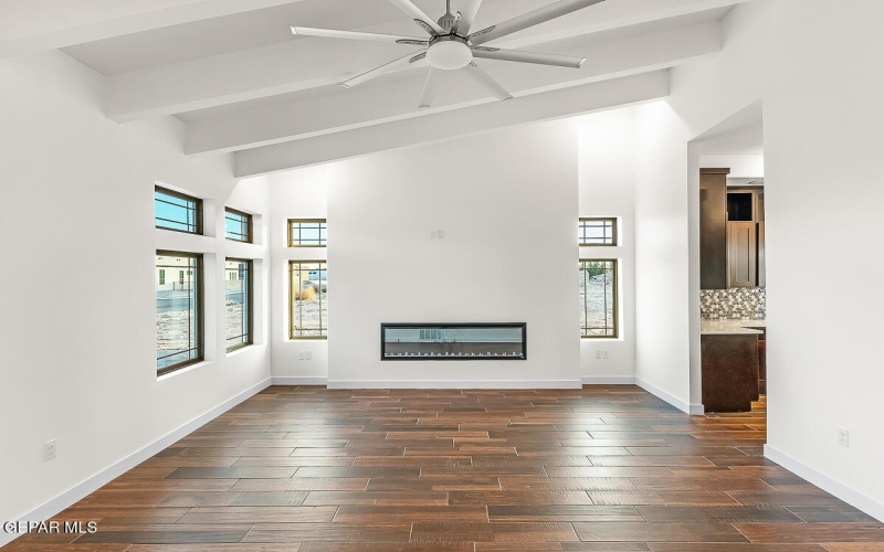 5953 RUIDOSO DOWNS Street, El Paso, TX 79932, 4 Habitaciones Habitaciones , ,2 BañosBaños,Residential,En Venta,5953 RUIDOSO DOWNS Street,0,933670