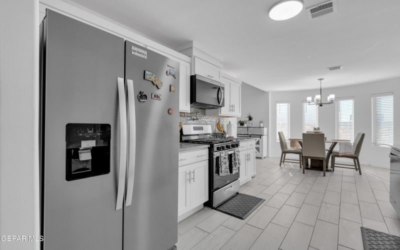 805 paseo tranquillo Place, El Paso, TX 79928, 4 Habitaciones Habitaciones , ,2 BañosBaños,Residential,En Venta,805 paseo tranquillo Place,0,933680