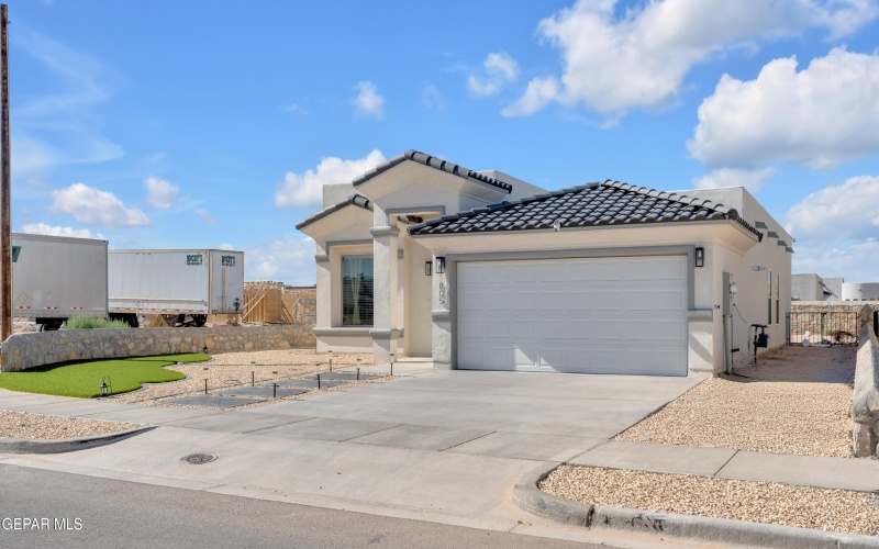 805 paseo tranquillo Place, El Paso, TX 79928, 4 Habitaciones Habitaciones , ,2 BañosBaños,Residential,En Venta,805 paseo tranquillo Place,0,933680