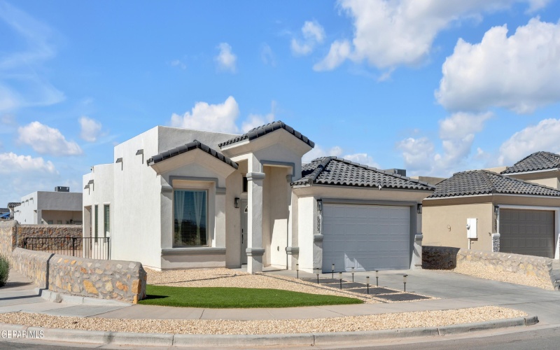 805 paseo tranquillo Place, El Paso, TX 79928, 4 Habitaciones Habitaciones , ,2 BañosBaños,Residential,En Venta,805 paseo tranquillo Place,0,933680