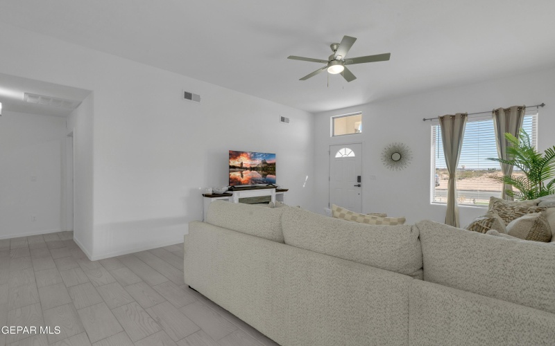 805 paseo tranquillo Place, El Paso, TX 79928, 4 Habitaciones Habitaciones , ,2 BañosBaños,Residential,En Venta,805 paseo tranquillo Place,0,933680