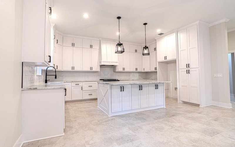 1713 Champions Drive, Lufkin, TX 75901, 3 Habitaciones Habitaciones , ,2 BañosBaños,Residential,En Venta,1713 Champions Drive,0,5107133