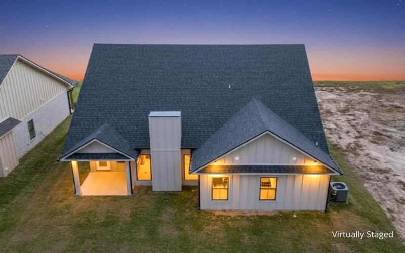 1713 Champions Drive, Lufkin, TX 75901, 3 Habitaciones Habitaciones , ,2 BañosBaños,Residential,En Venta,1713 Champions Drive,0,5107133