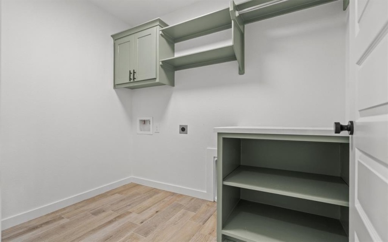 16513 Crossing Circle, Lindale, TX 75771, 3 Bedrooms Bedrooms, ,2 BathroomsBathrooms,Residential,For Sale,16513 Crossing Circle,0,21081526