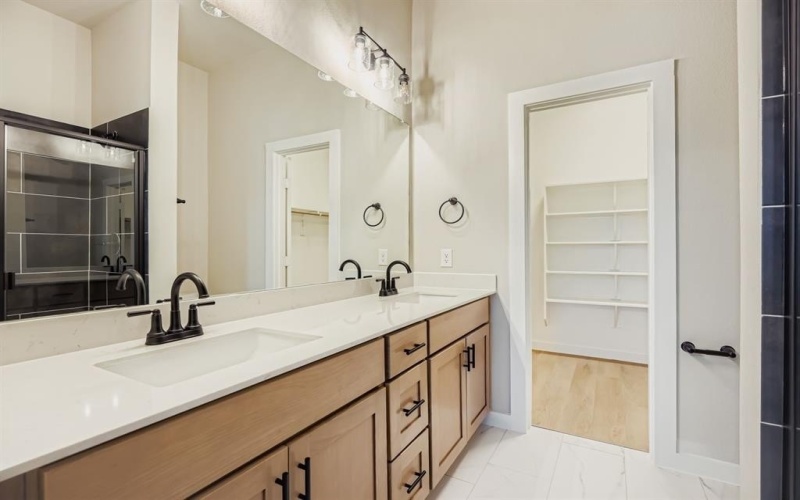 1204 Pebblebrook Drive, McKinney, TX 75071, 2 Bedrooms Bedrooms, ,2 BathroomsBathrooms,Residential,For Sale,1204 Pebblebrook Drive,0,21100911