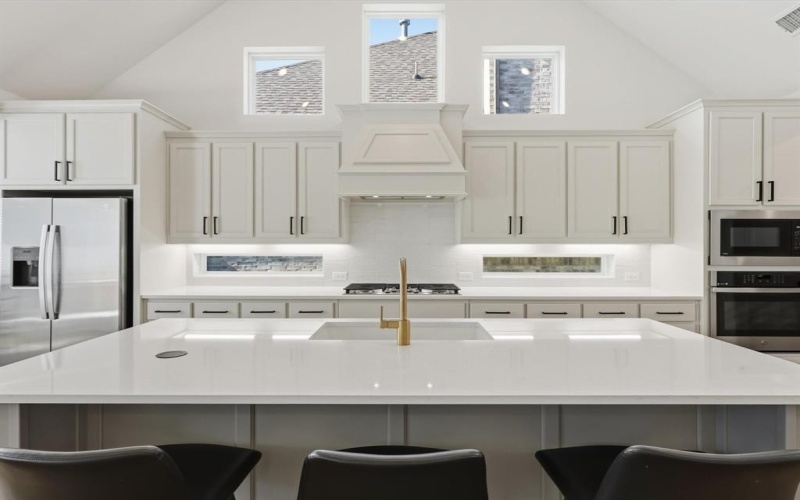 2209 Clairmount Drive, Rockwall, TX 75087, 4 Habitaciones Habitaciones , ,3 BañosBaños,Residential,En Venta,2209 Clairmount Drive,0,21106840