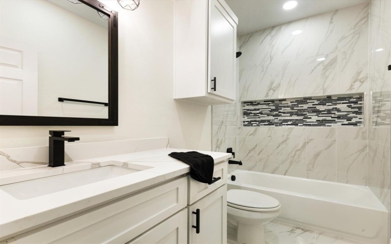 105 Oakwood Drive, Trinidad, TX 75163, 3 Habitaciones Habitaciones , ,2 BañosBaños,Residential,En Venta,105 Oakwood Drive,0,21111413