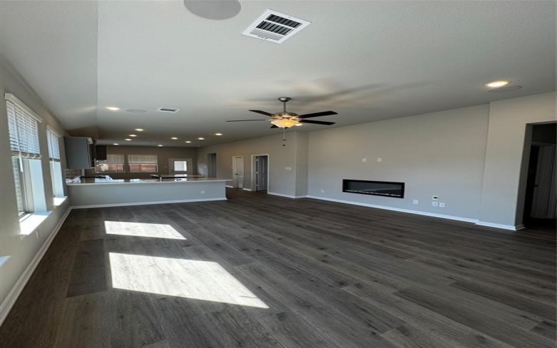 1817 Forest Wood, Mesquite, TX 75181, 4 Habitaciones Habitaciones , ,2 BañosBaños,Residential,En Venta,1817 Forest Wood,20868733