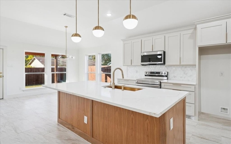 8321 raymond Avenue, White Settlement, TX 76108, 3 Bedrooms Bedrooms, ,2 BathroomsBathrooms,Residential,For Sale,8321 raymond Avenue,0,21111526