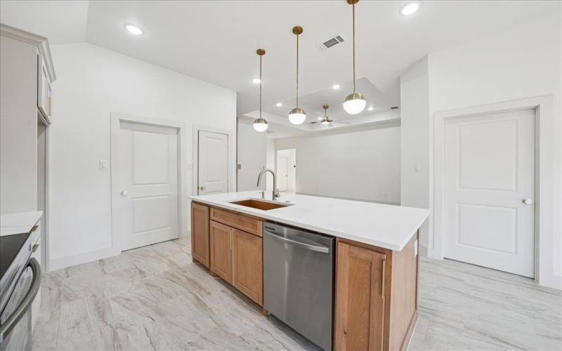 8321 raymond Avenue, White Settlement, TX 76108, 3 Bedrooms Bedrooms, ,2 BathroomsBathrooms,Residential,For Sale,8321 raymond Avenue,0,21111526