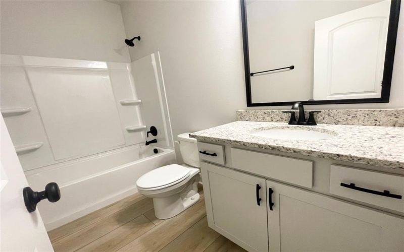 761 Venecia Drive, Bossier City, LA 71111, 3 Bedrooms Bedrooms, ,2 BathroomsBathrooms,Residential,For Sale,761 Venecia Drive,0,21111784