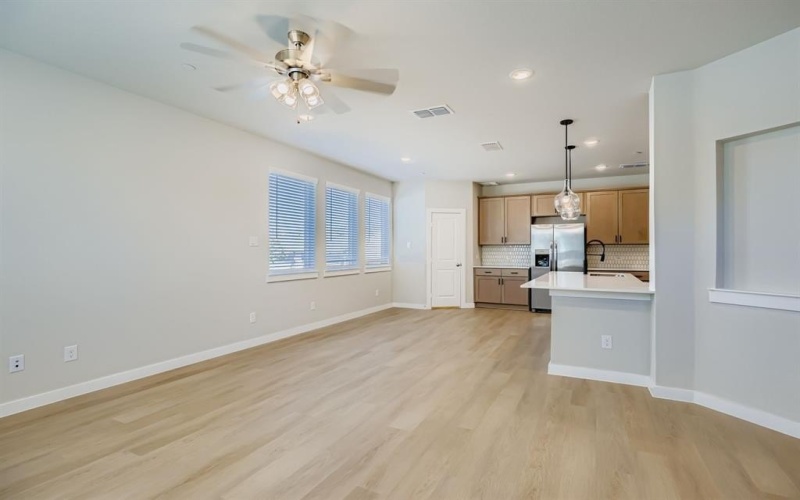 1208 Pebblebrook, McKinney, TX 75071, 4 Bedrooms Bedrooms, ,3 BathroomsBathrooms,Residential,For Sale,1208 Pebblebrook,0,21111793