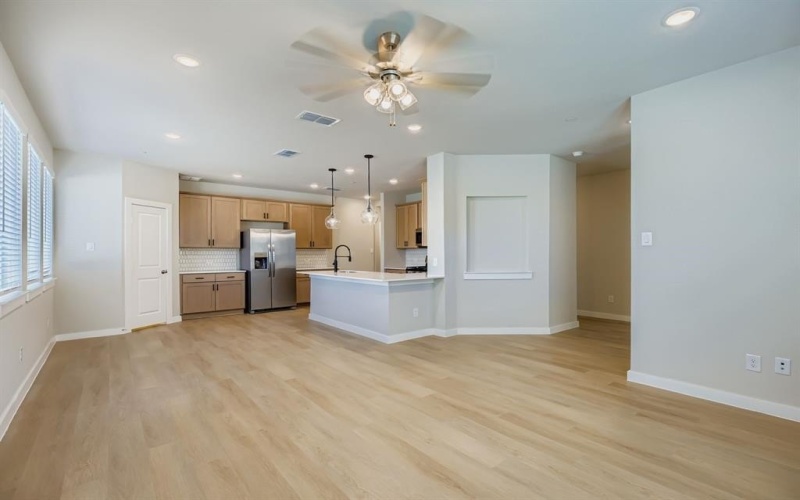 1208 Pebblebrook, McKinney, TX 75071, 4 Bedrooms Bedrooms, ,3 BathroomsBathrooms,Residential,For Sale,1208 Pebblebrook,0,21111793