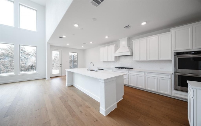 3807 Majesty Court, Heath, TX 75126, 4 Bedrooms Bedrooms, ,3 BathroomsBathrooms,Residential,For Sale,3807 Majesty Court,0,21112326