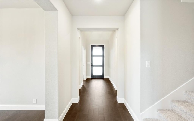 4021 Eagles Bluff Road, Midlothian, TX 76065, 5 Bedrooms Bedrooms, ,5 BathroomsBathrooms,Residential,For Sale,4021 Eagles Bluff Road,0,21112418