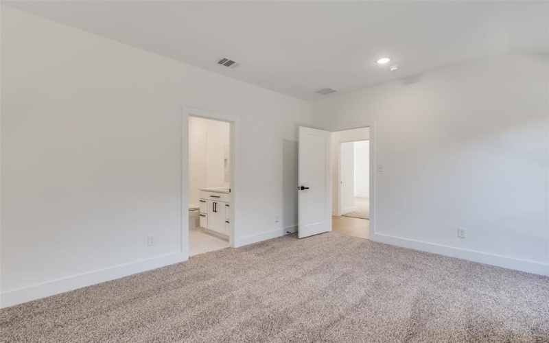 5401 Helmick Avenue, Fort Worth, TX 76107, 3 Habitaciones Habitaciones , ,2 BañosBaños,Residential,En Venta,5401 Helmick Avenue,0,21108136