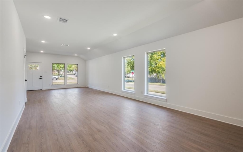 5401 Helmick Avenue, Fort Worth, TX 76107, 3 Habitaciones Habitaciones , ,2 BañosBaños,Residential,En Venta,5401 Helmick Avenue,0,21108136