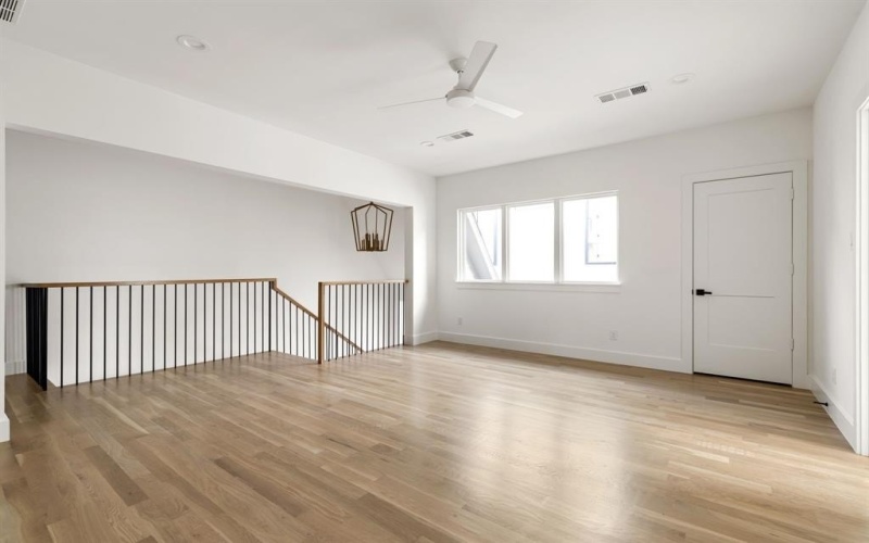 8926 San Benito Way, Dallas, TX 75218, 4 Bedrooms Bedrooms, ,3 BathroomsBathrooms,Residential,For Sale,8926 San Benito Way,0,21110328