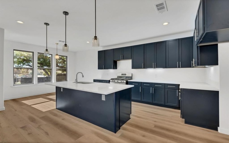 7305 Charbonneau Road, Lake Worth, TX 76135, 4 Habitaciones Habitaciones , ,2 BañosBaños,Residential,En Venta,7305 Charbonneau Road,0,21110429