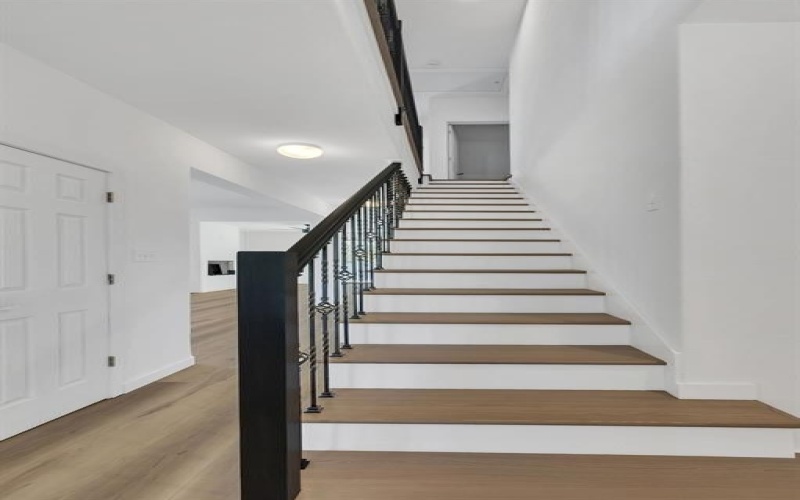 7305 Charbonneau Road, Lake Worth, TX 76135, 4 Habitaciones Habitaciones , ,2 BañosBaños,Residential,En Venta,7305 Charbonneau Road,0,21110429