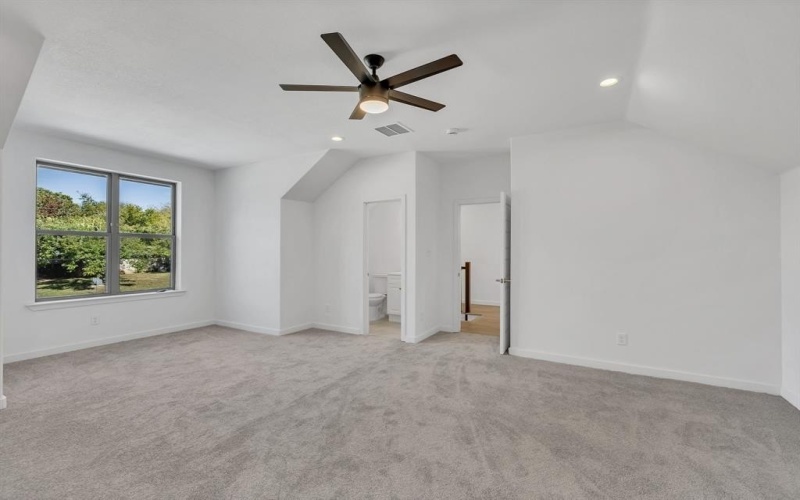 7305 Charbonneau Road, Lake Worth, TX 76135, 4 Habitaciones Habitaciones , ,2 BañosBaños,Residential,En Venta,7305 Charbonneau Road,0,21110429