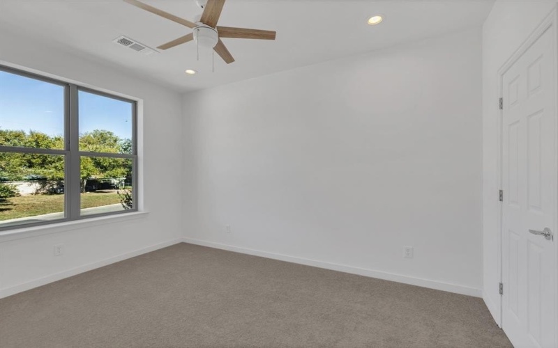 7305 Charbonneau Road, Lake Worth, TX 76135, 4 Habitaciones Habitaciones , ,2 BañosBaños,Residential,En Venta,7305 Charbonneau Road,0,21110429