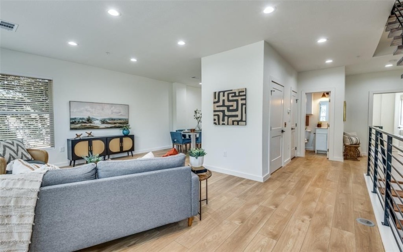 504 S Oconnor Road, Irving, TX 75060, 4 Habitaciones Habitaciones , ,5 BañosBaños,Residential,En Venta,504 S Oconnor Road,0,21110628