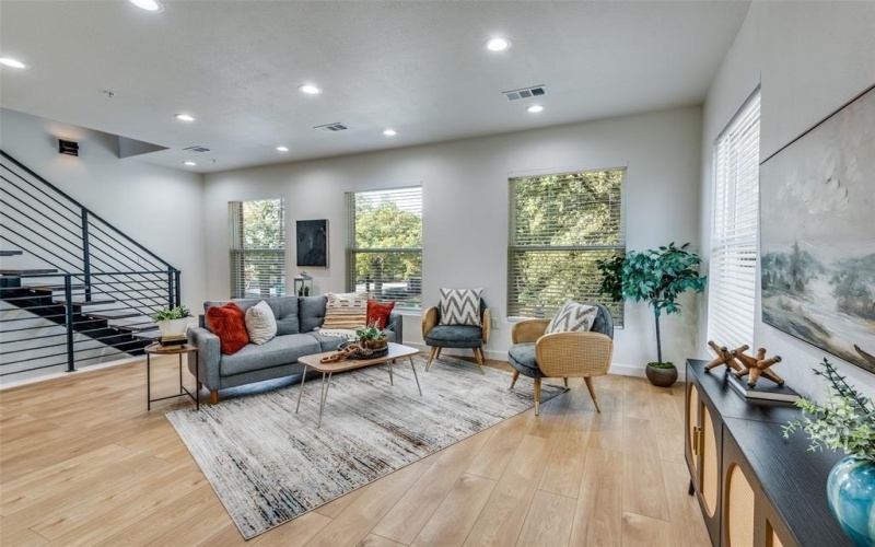 504 S Oconnor Road, Irving, TX 75060, 4 Habitaciones Habitaciones , ,5 BañosBaños,Residential,En Venta,504 S Oconnor Road,0,21110628