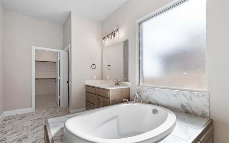 2816 Dolomite Drive, Sherman, TX 75092, 5 Habitaciones Habitaciones , ,5 BañosBaños,Residential,En Venta,2816 Dolomite Drive,0,21110665