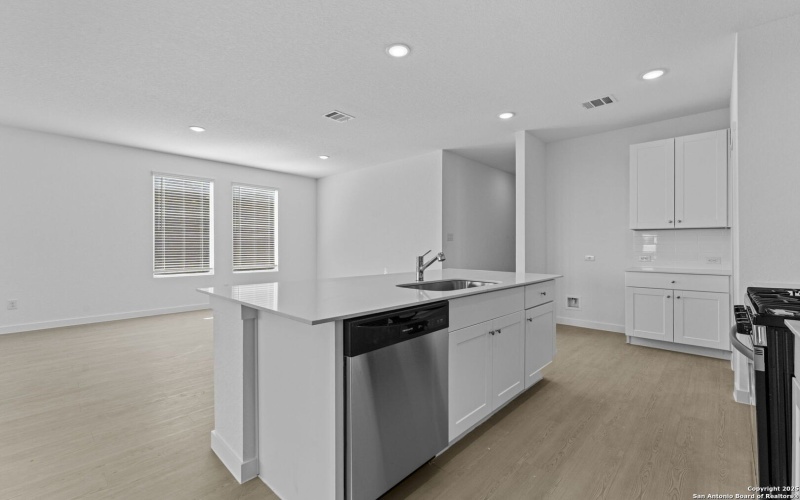 14966 Taradeau, San Antonio, TX 78254, 4 Bedrooms Bedrooms, ,3 BathroomsBathrooms,Residential,For Sale,14966 Taradeau,0,1922818