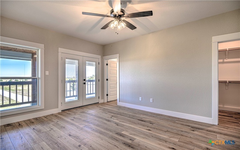 8186 S Lone Star Parkway, Moody, TX 76557, 6 Bedrooms Bedrooms, ,5 BathroomsBathrooms,Residential,For Sale,8186 S Lone Star Parkway,0,597889