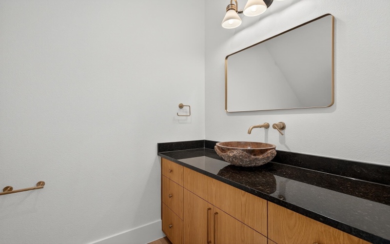 400 Emerald Way, Horseshoe Bay, TX 78657, 5 Habitaciones Habitaciones , ,5 BañosBaños,Residential,En Venta,400 Emerald Way,0,175692