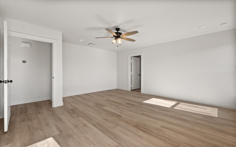 3013 138th Place, Lubbock, TX 79423, 3 Habitaciones Habitaciones , ,2 BañosBaños,Residential,En Venta,3013 138th Place,0,202563082