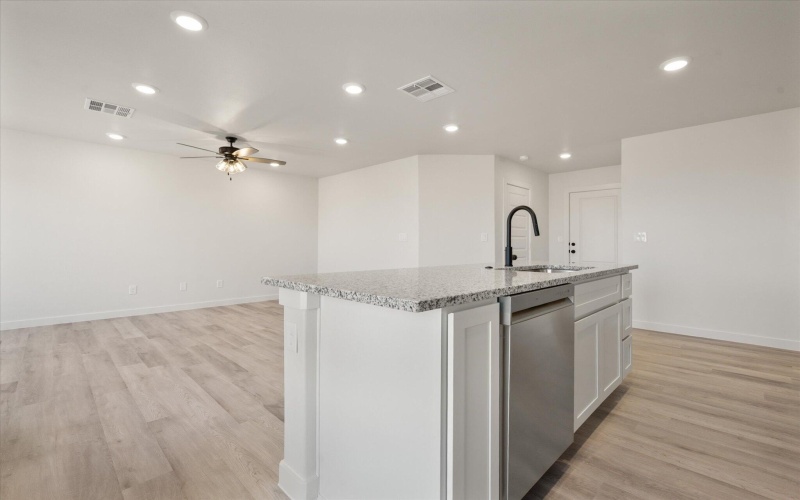 6309 Volney Avenue, Lubbock, TX 79407, 3 Bedrooms Bedrooms, ,2 BathroomsBathrooms,Residential,For Sale,6309 Volney Avenue,0,202563083