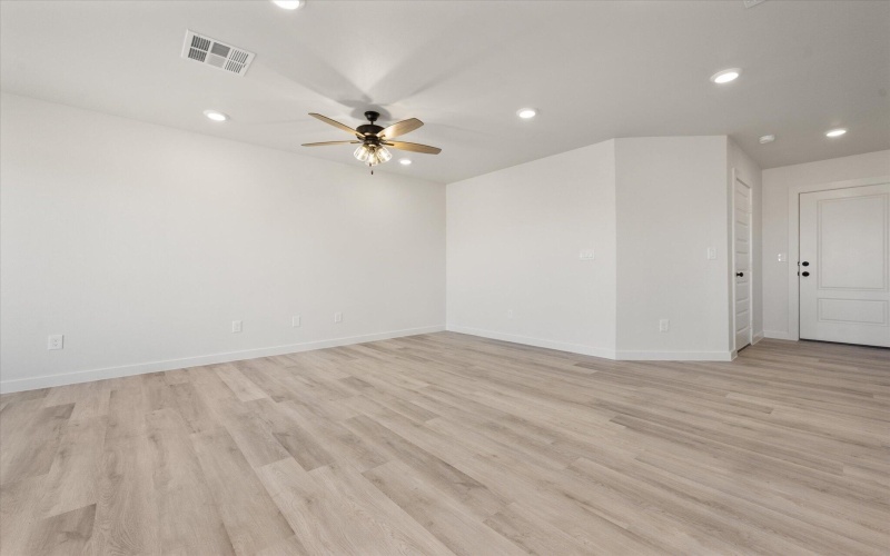 6309 Volney Avenue, Lubbock, TX 79407, 3 Bedrooms Bedrooms, ,2 BathroomsBathrooms,Residential,For Sale,6309 Volney Avenue,0,202563083