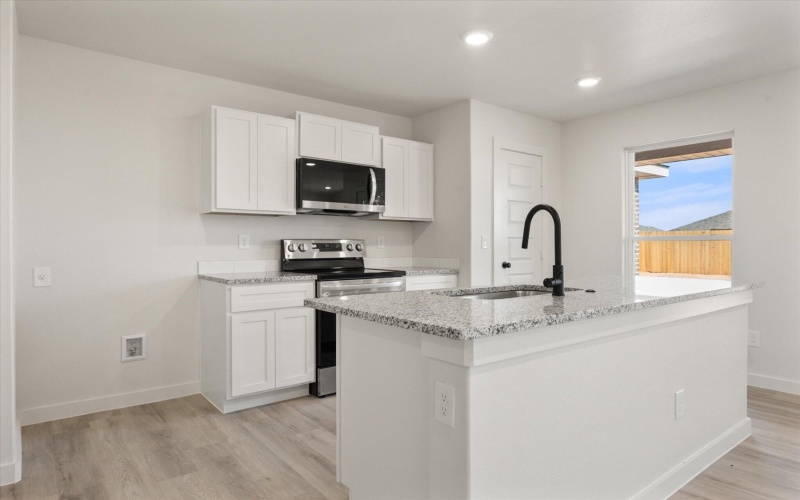 6309 Volney Avenue, Lubbock, TX 79407, 3 Bedrooms Bedrooms, ,2 BathroomsBathrooms,Residential,For Sale,6309 Volney Avenue,0,202563083